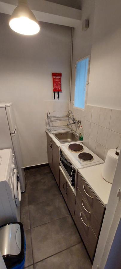 Honeybee 3 - Cozy Studio In The Center Of Atenas Exterior foto