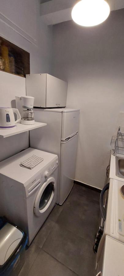 Honeybee 3 - Cozy Studio In The Center Of Atenas Exterior foto